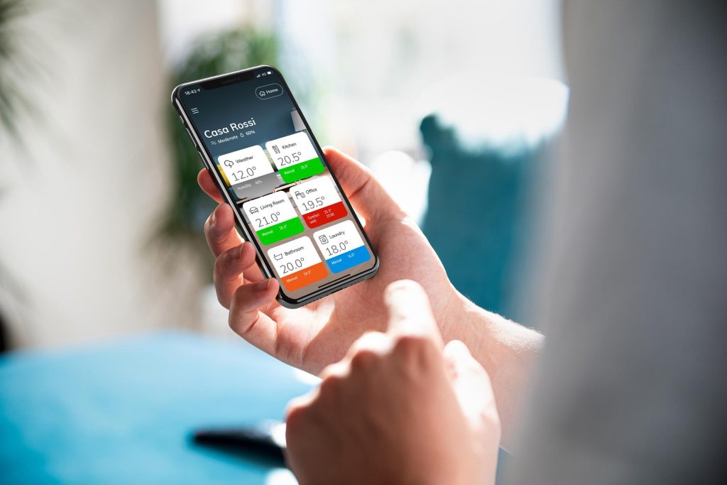 Why does a smart heating system help to keep the heating sysrem under control?